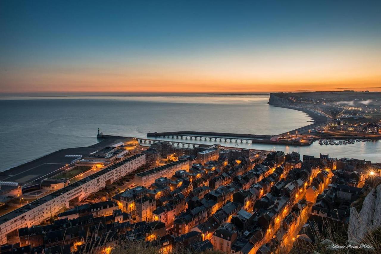 La Verriere. Les Locations Isahora C'Est Aussi Plusieurs Appart' De Standing A 2 Pas Du Chateau D'Eu, Des Falaises Du Treport, De Mers Les Bains Et Aux Portes De La Baie De Somme أو  المظهر الخارجي الصورة