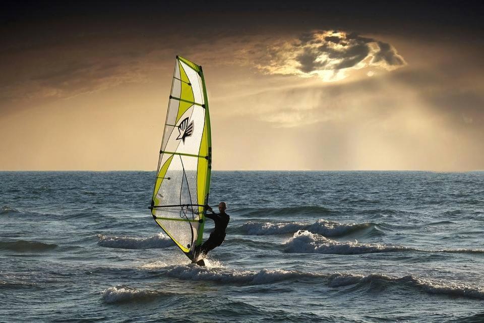 La Verriere. Les Locations Isahora C'Est Aussi Plusieurs Appart' De Standing A 2 Pas Du Chateau D'Eu, Des Falaises Du Treport, De Mers Les Bains Et Aux Portes De La Baie De Somme أو  المظهر الخارجي الصورة